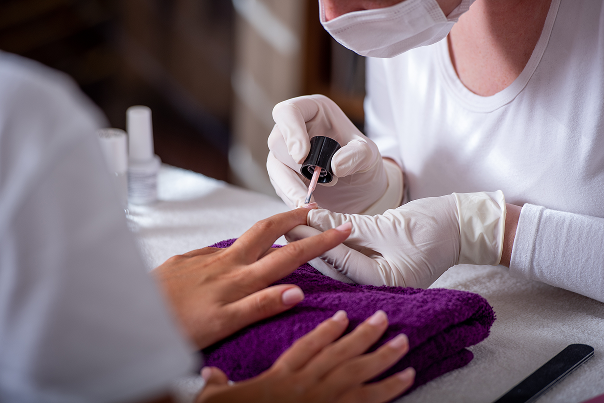 Działalność beauty w domu – wymogi, Sanepid, rozliczenia
