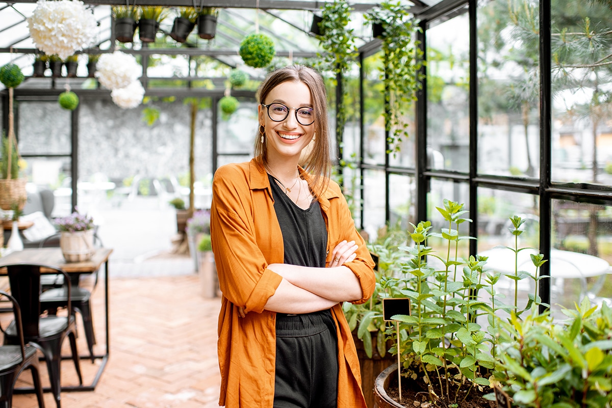 Czy opłaca się zakładać firmę w 2025 roku? Wady i zalety JDG